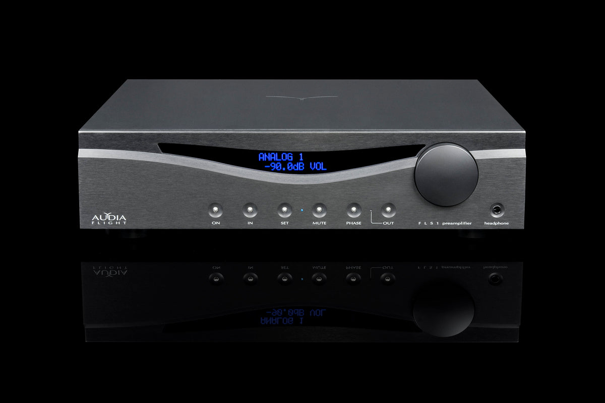 Audia Flight FLS 1 Fully Balanced Stereo PreAmp/Headphone Amplifier